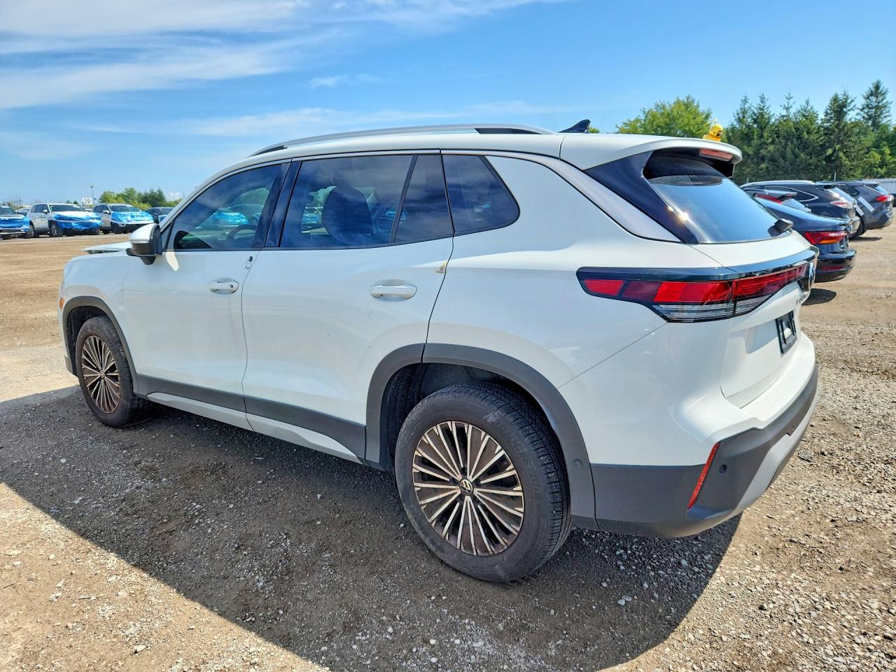 2025 VOLKSWAGEN TIGUAN SE — снимка 2
