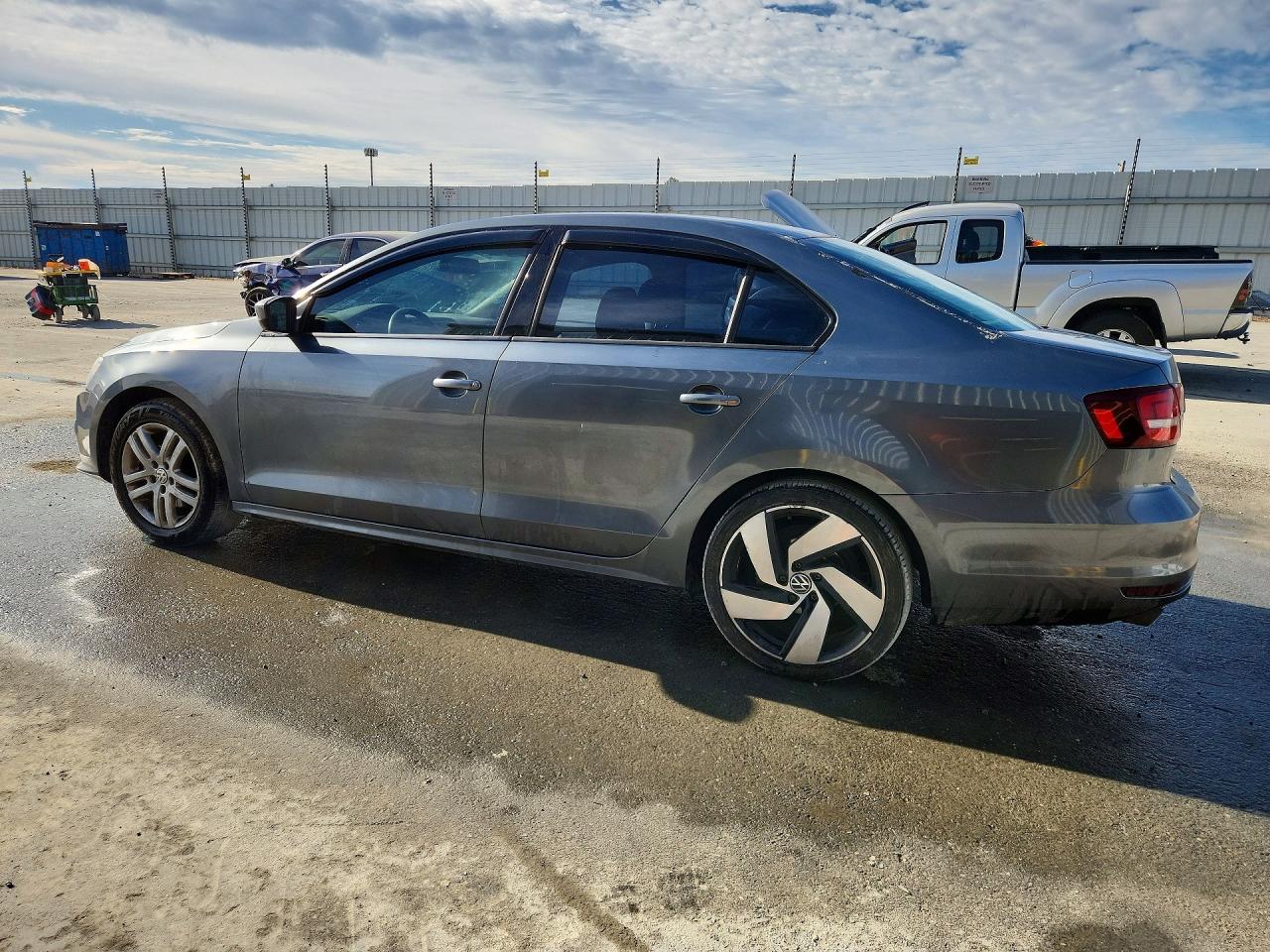 2018 VOLKSWAGEN JETTA S — снимка 2