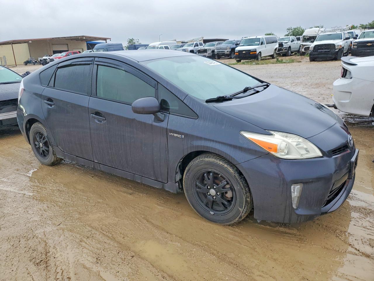 2015 TOYOTA PRIUS TWO — снимка 4