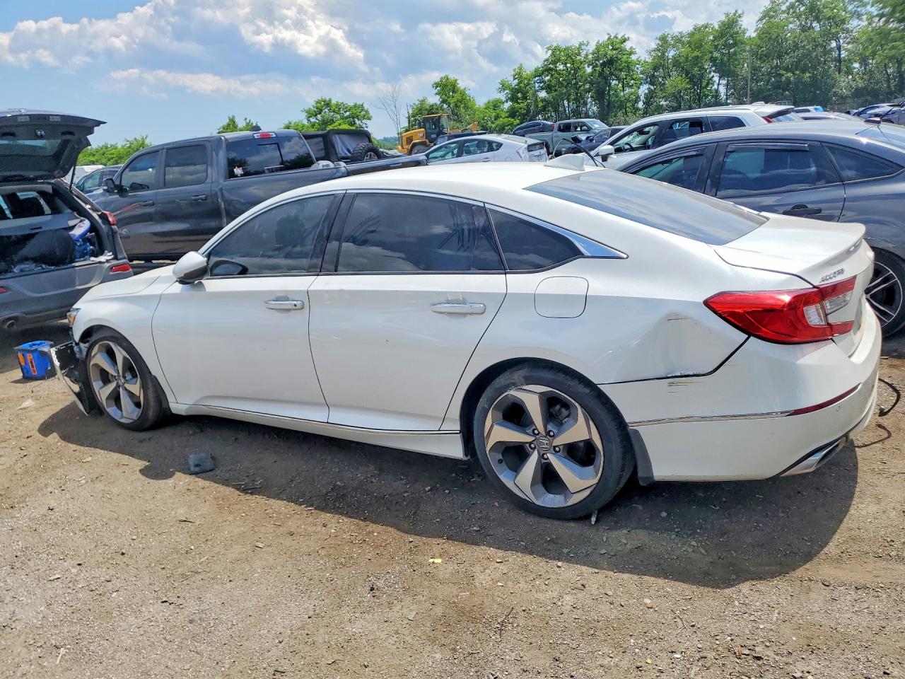 2020 HONDA ACCORD TOURING — снимка 2