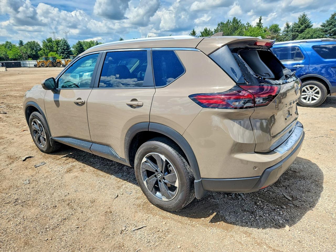 2024 NISSAN ROGUE SV — снимка 2