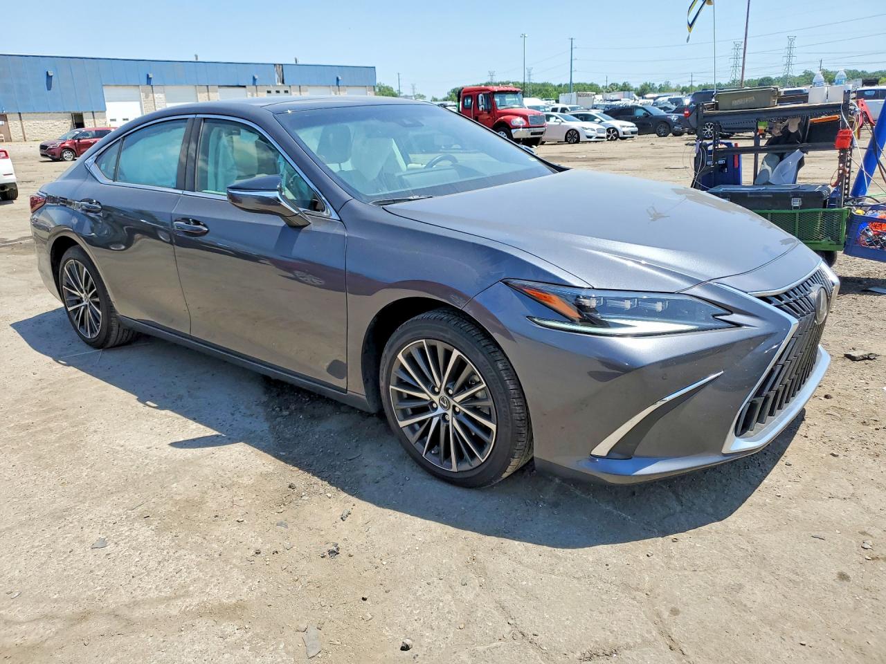 2025 LEXUS ES 350 BASE — снимка 4