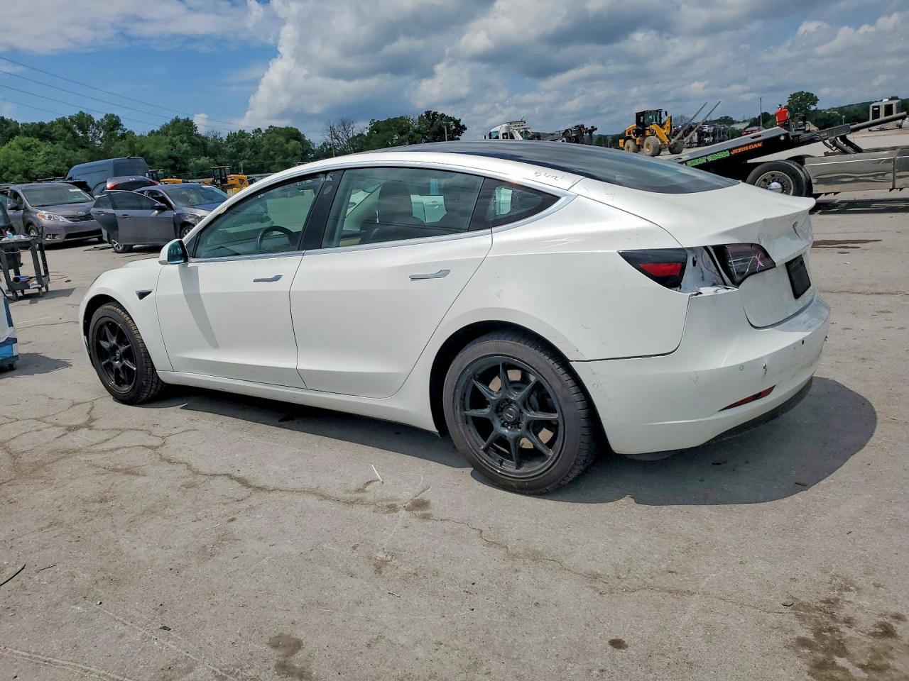 2019 TESLA MODEL 3 — снимка 2