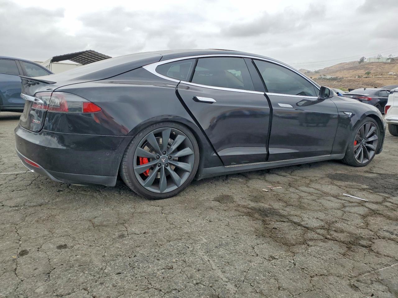 2015 TESLA MODEL S P90D — снимка 3