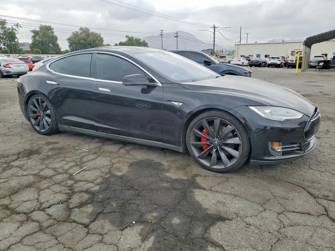 2015 TESLA MODEL S P90D — снимка 4