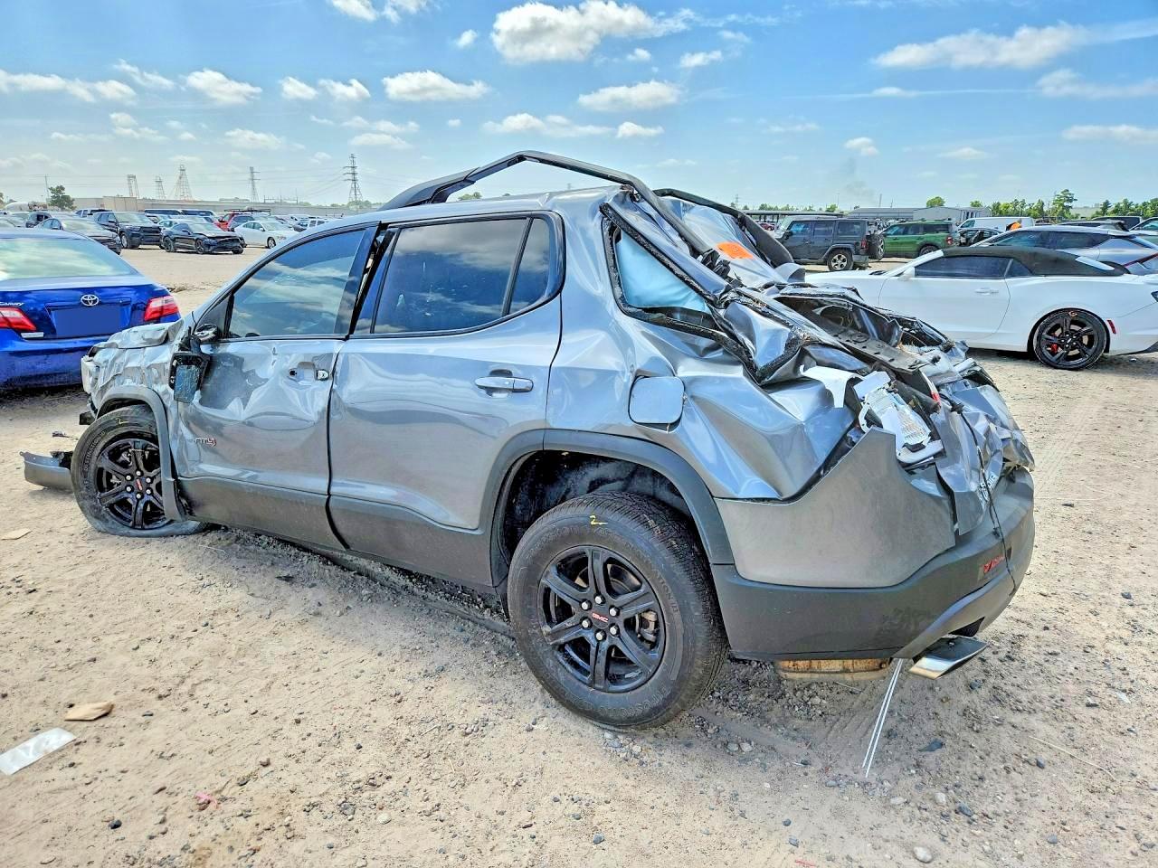 2021 GMC ACADIA AT4 — снимка 2
