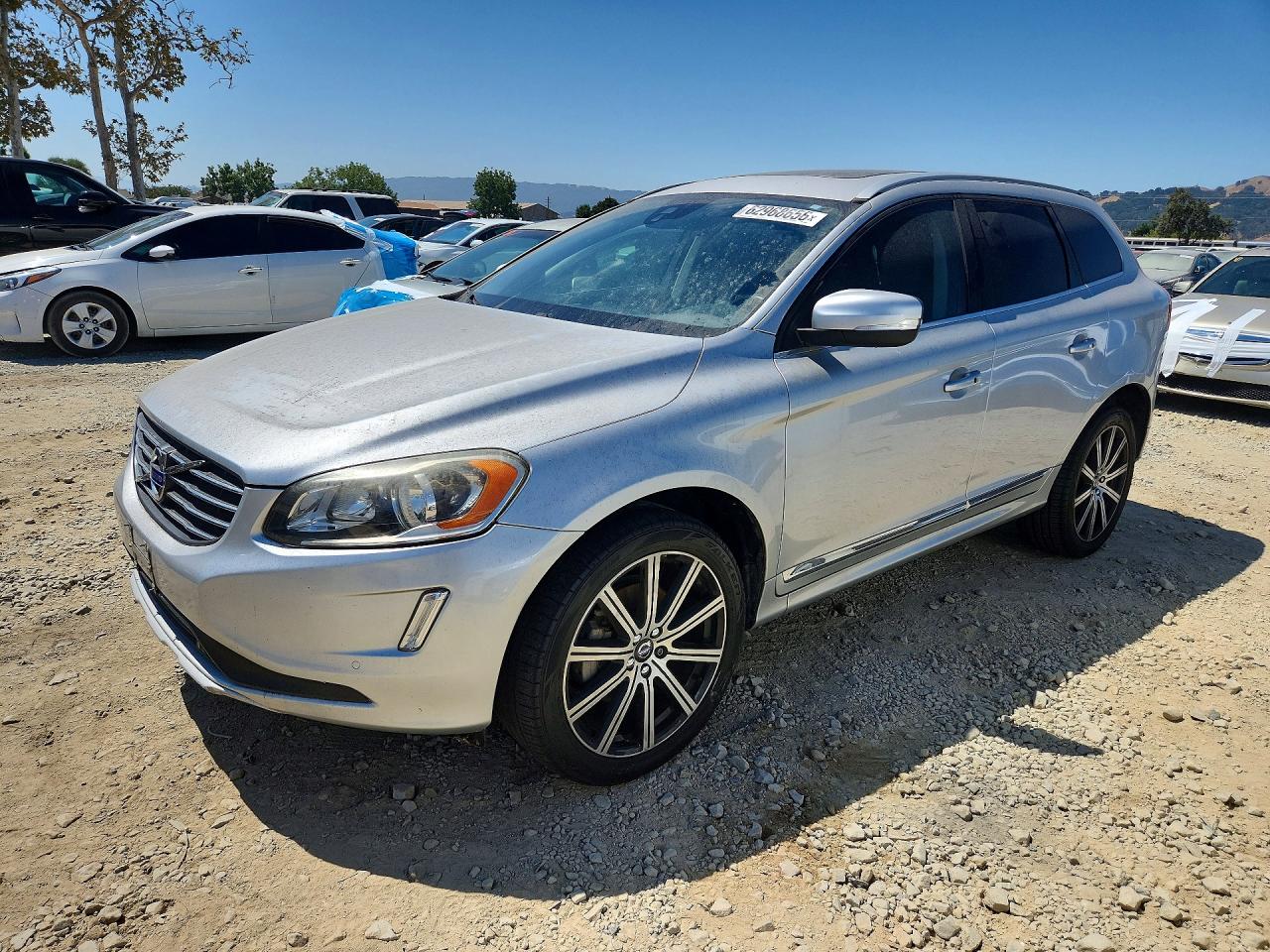 2016 VOLVO XC60 T5 PREMIER
