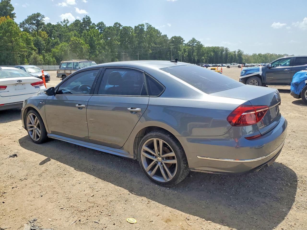 2018 VOLKSWAGEN PASSAT S — снимка 2