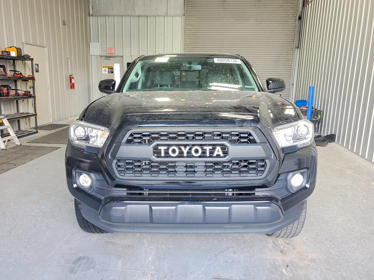 2017 TOYOTA TACOMA SR5 V6 — снимка 5