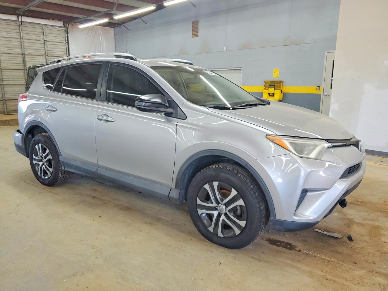 2016 TOYOTA RAV4 LE — снимка 4