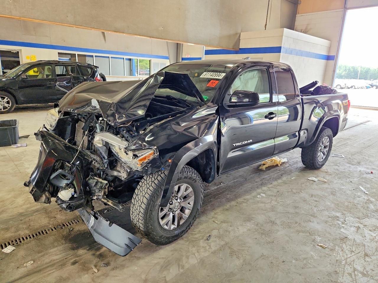 2017 TOYOTA TACOMA SR5