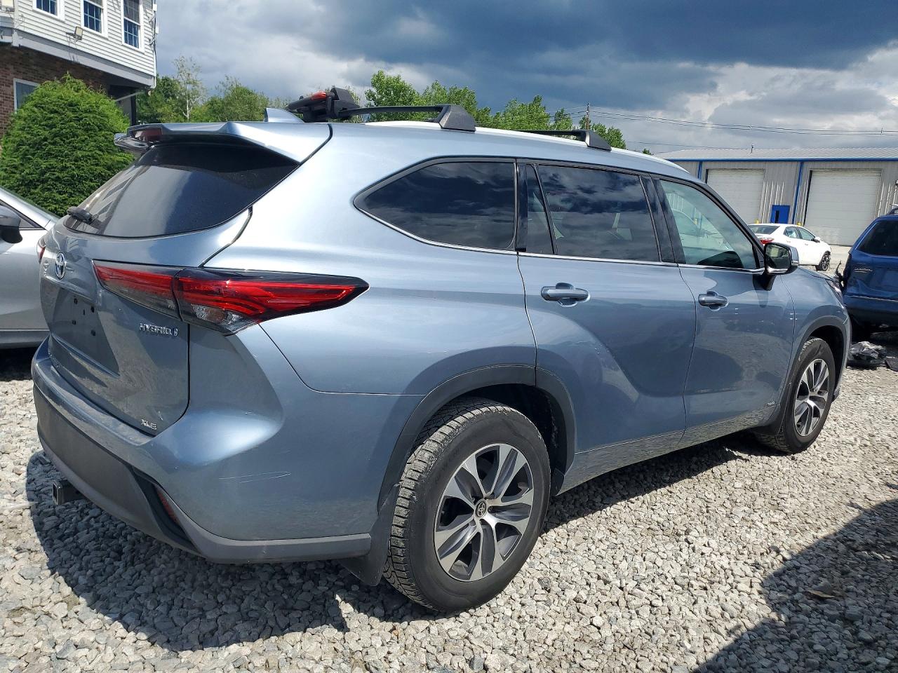 2022 TOYOTA HIGHLANDER HYBRID XLE — снимка 3