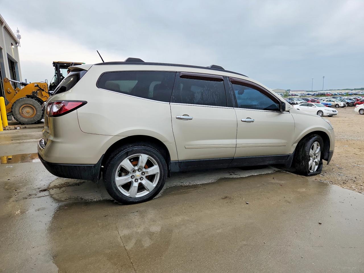 2017 CHEVROLET TRAVERSE LT — снимка 3