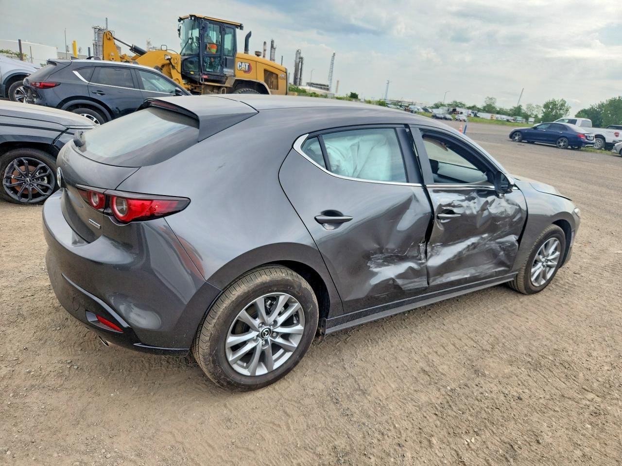 2025 MAZDA 3 PREFERRED — снимка 3
