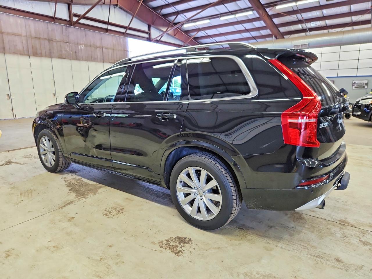 2019 VOLVO XC90 T5 MOMENTUM — снимка 2