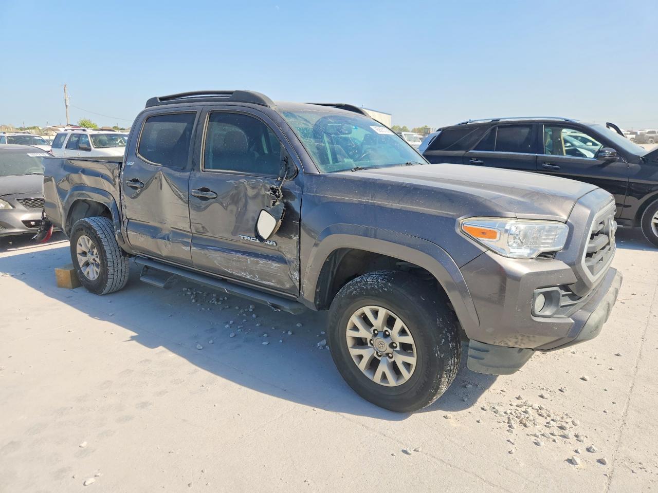 2017 TOYOTA TACOMA SR5 V6 — снимка 4
