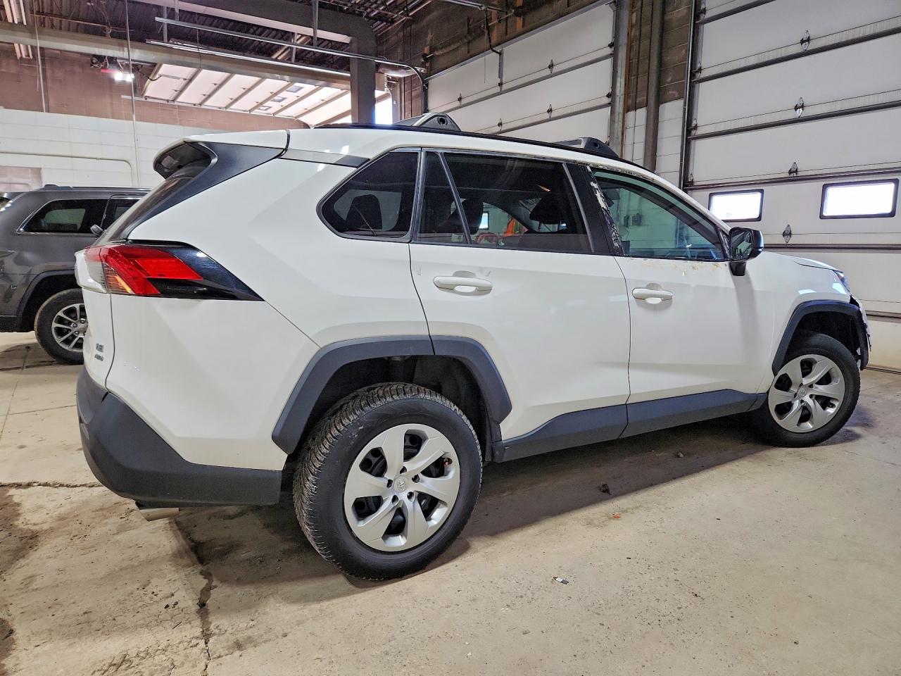 2019 TOYOTA RAV4 LE — снимка 3