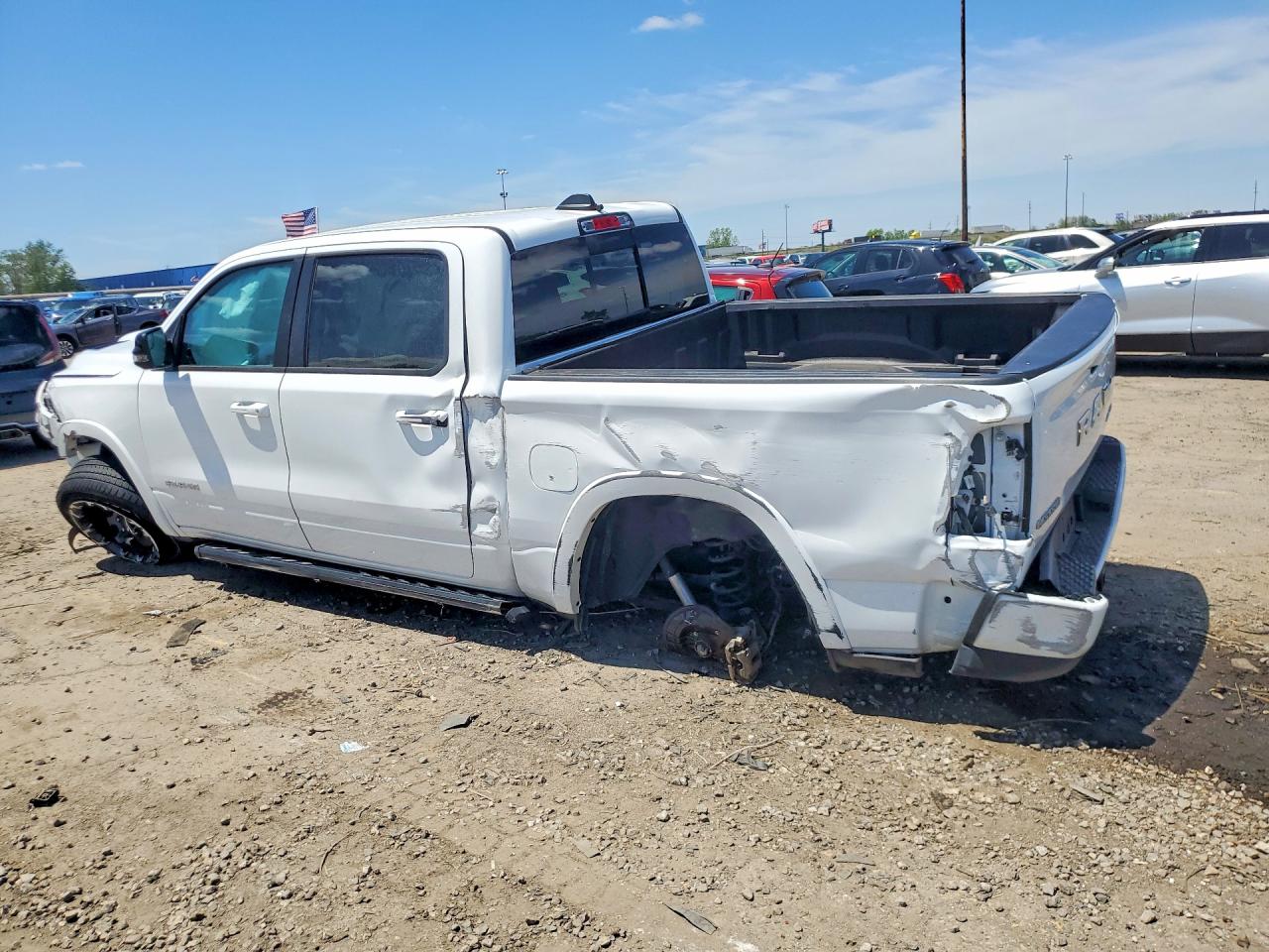 2025 RAM 1500 LARAMIE — снимка 2
