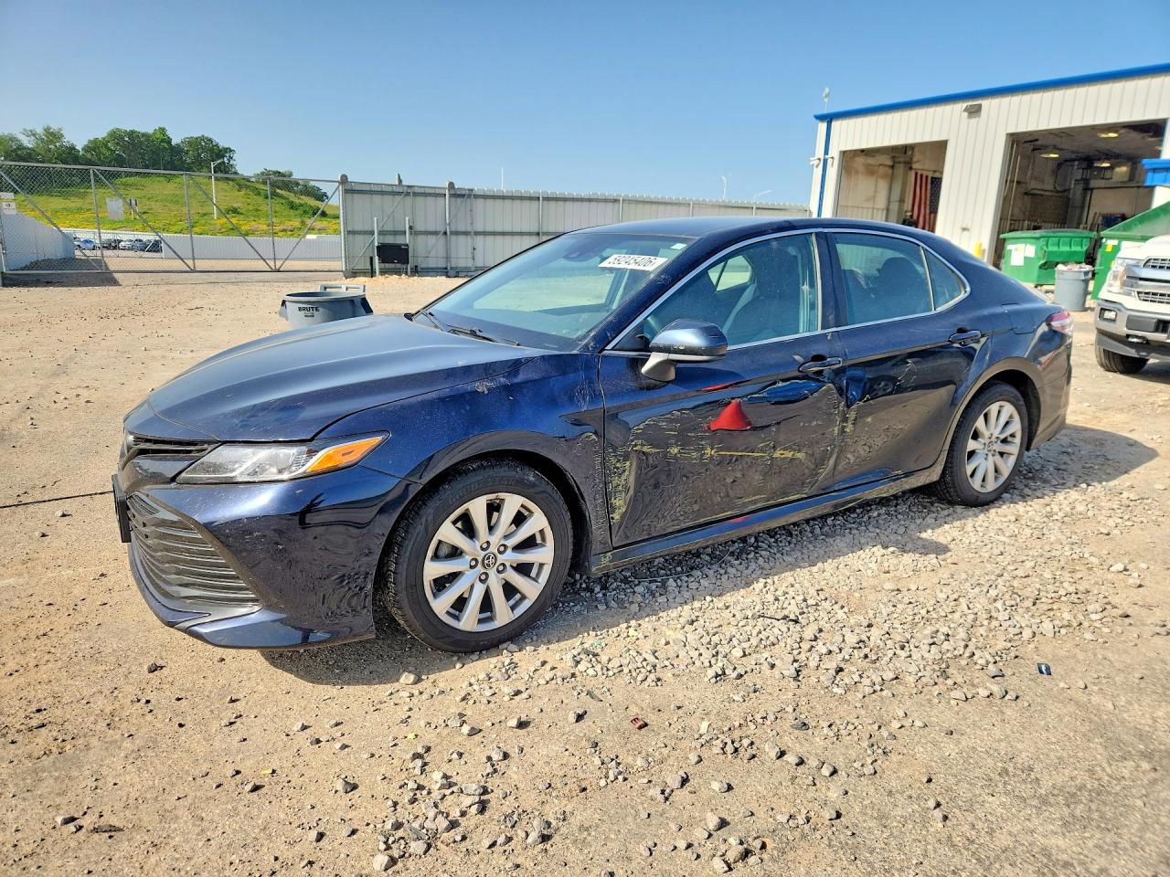 2019 TOYOTA CAMRY LE