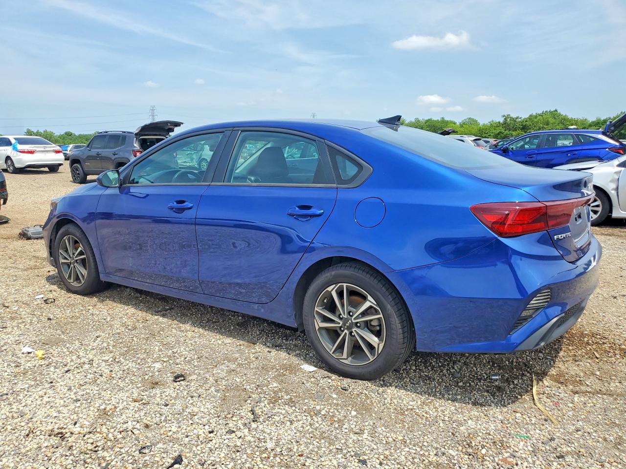 2022 KIA FORTE LXS — снимка 2