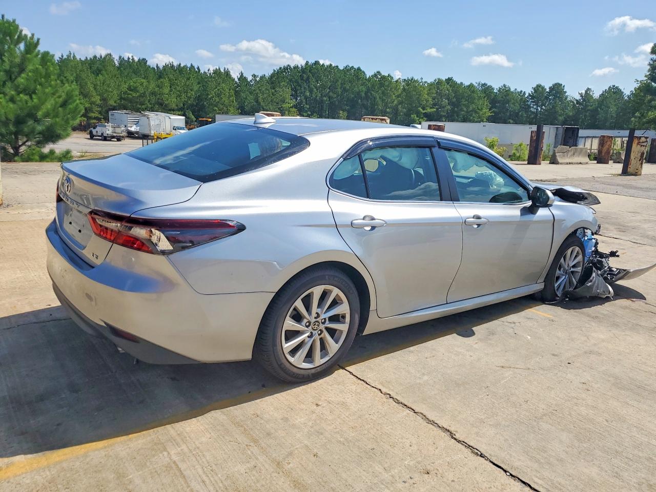 2023 TOYOTA CAMRY LE — снимка 3