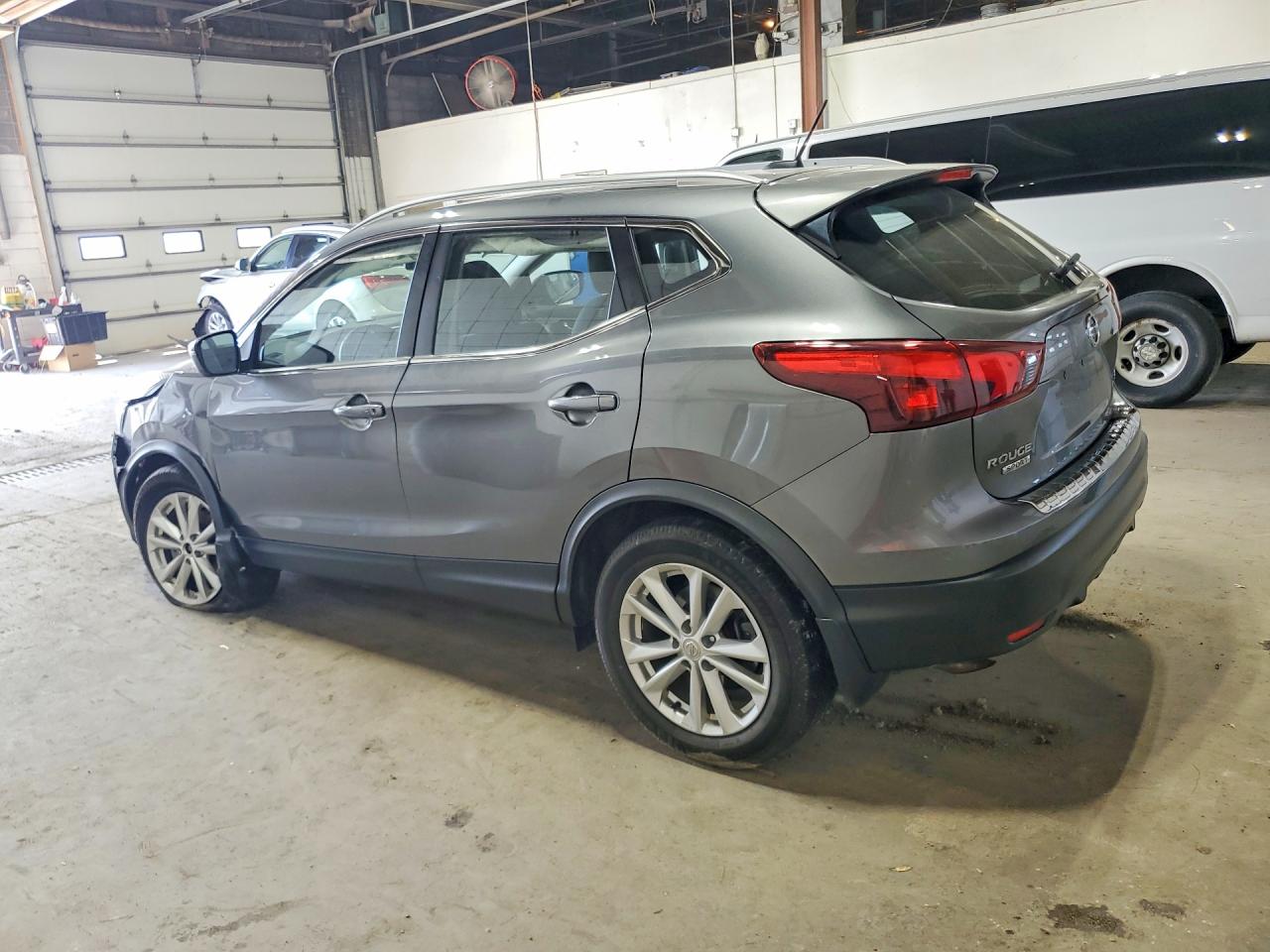 2017 NISSAN ROGUE SPORT SV — снимка 2