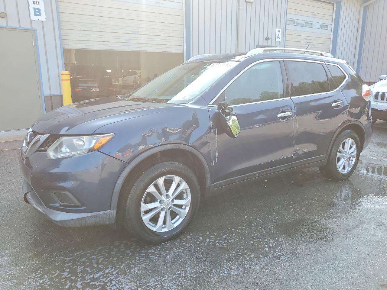 2016 NISSAN ROGUE SV