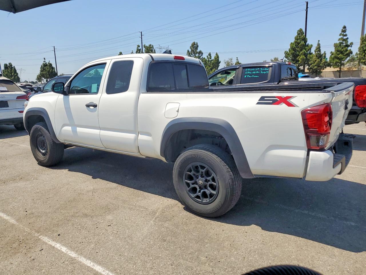 2021 TOYOTA TACOMA SR — снимка 2