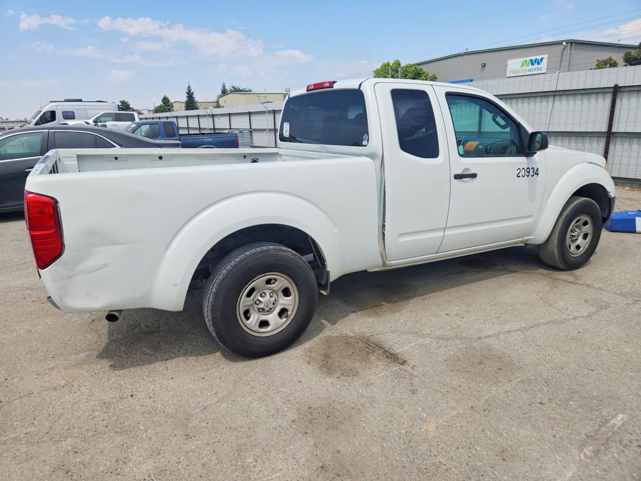 2015 NISSAN FRONTIER S — снимка 3