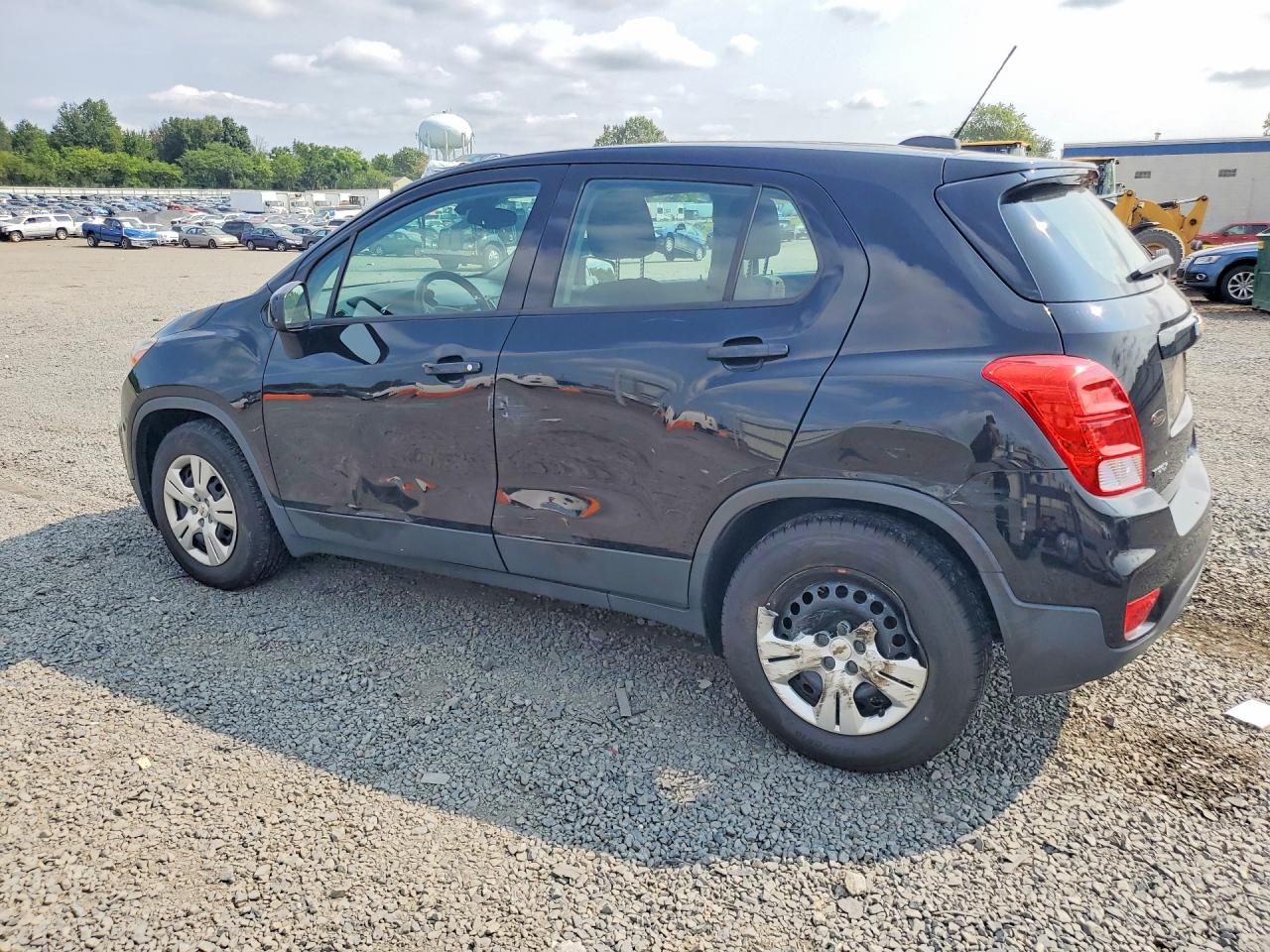 2017 CHEVROLET TRAX LS — снимка 2
