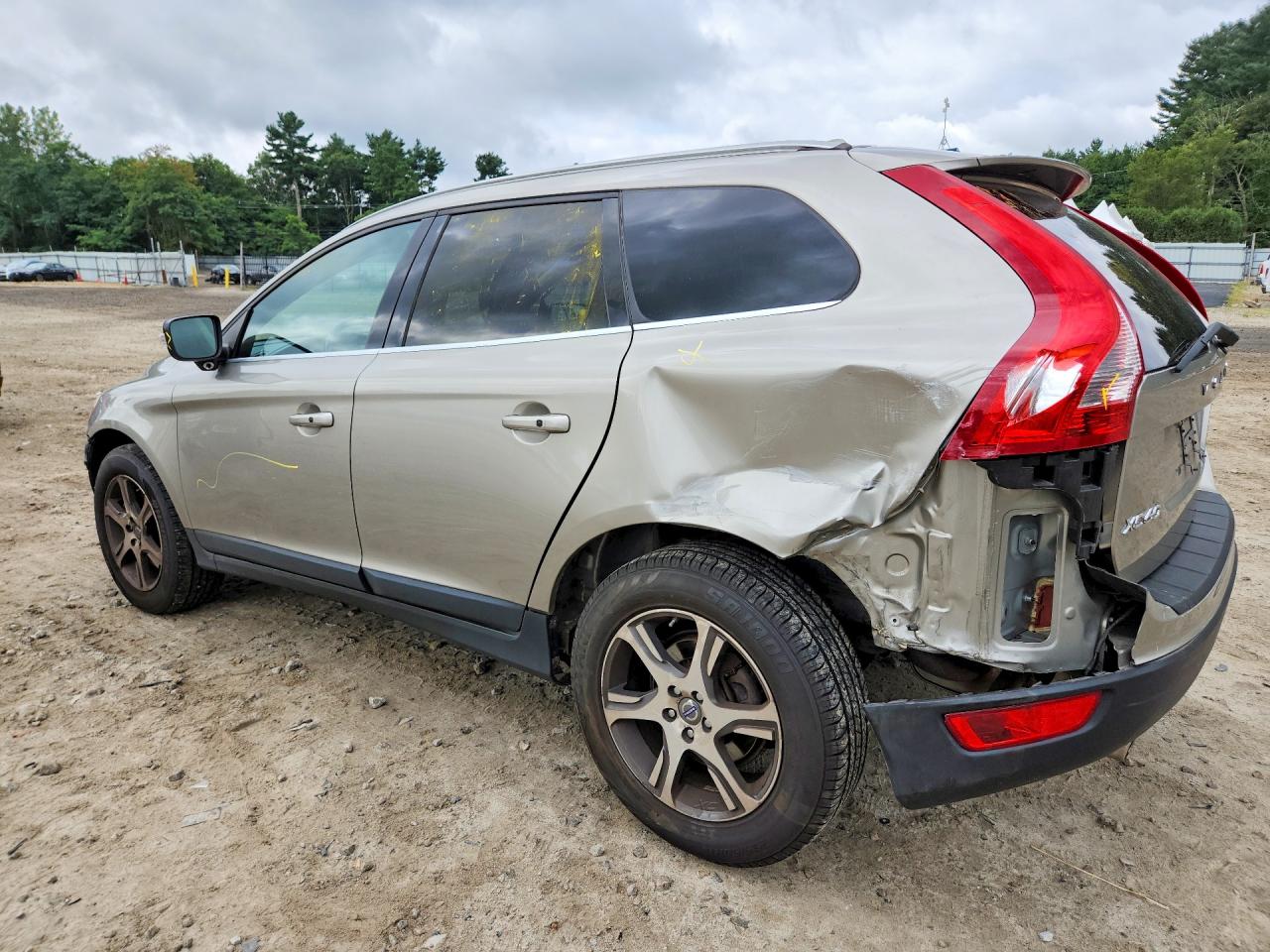2013 VOLVO XC60 T6 — снимка 2
