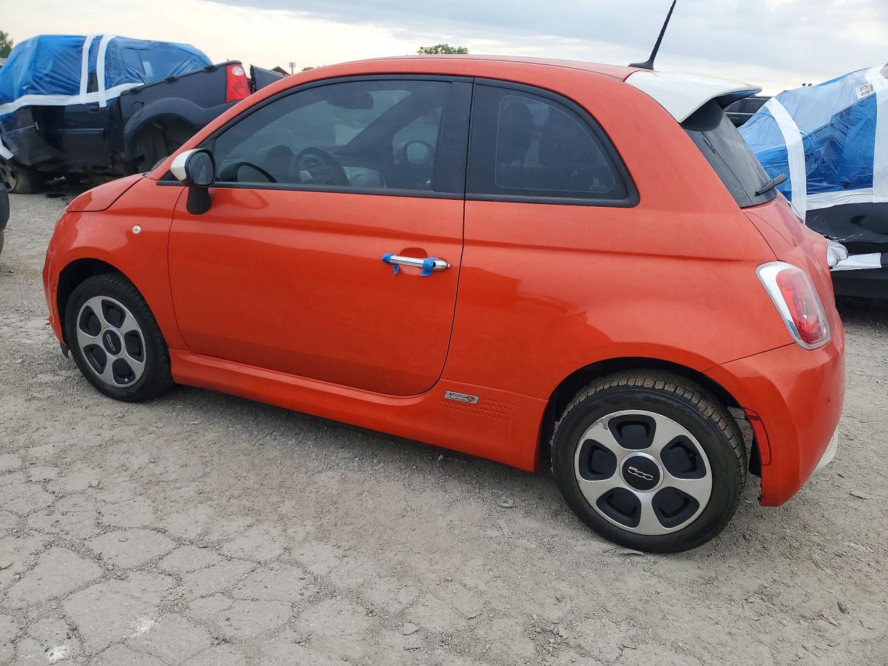 2015 FIAT 500 ELECTRIC — снимка 2