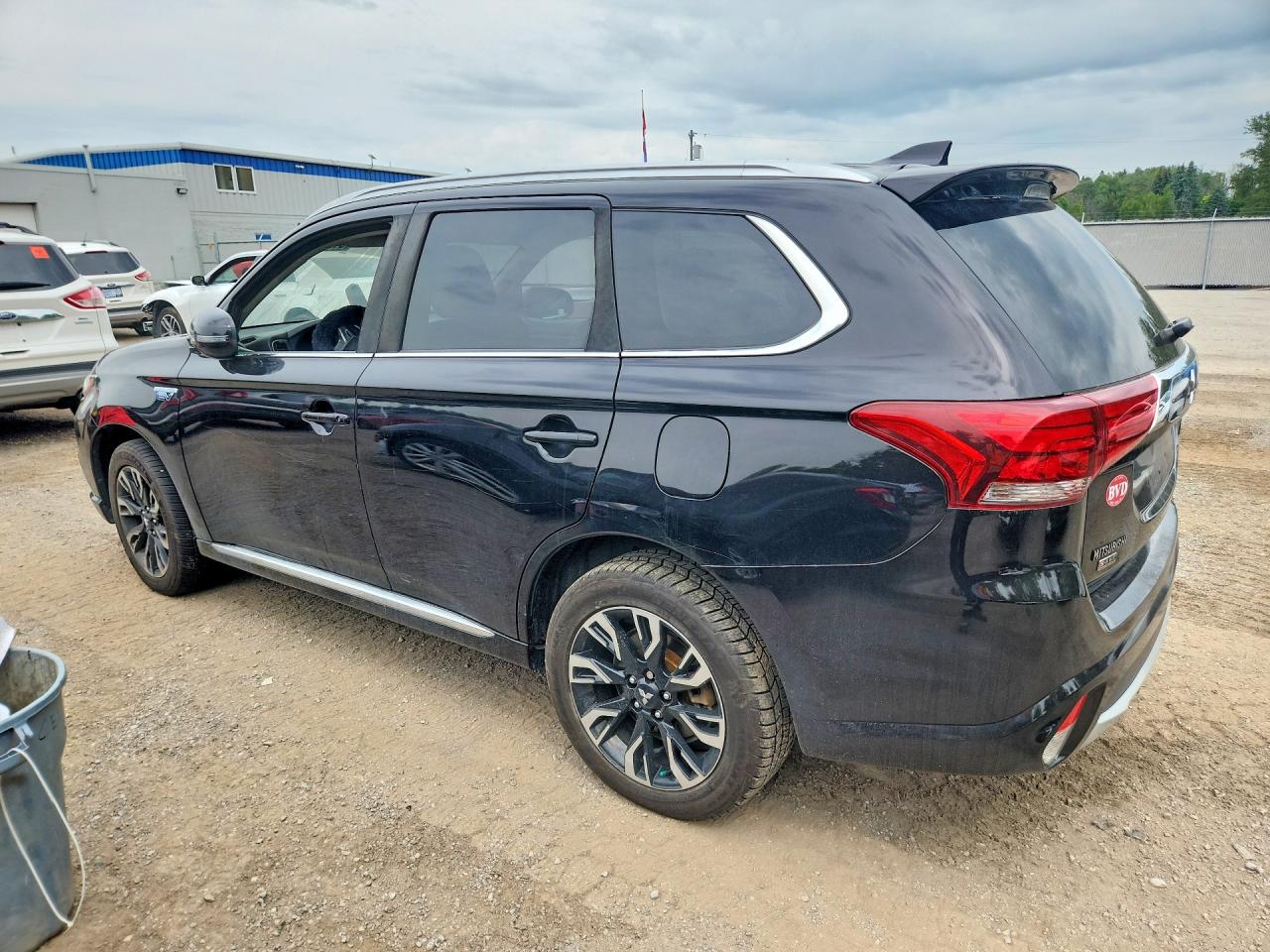 2018 MITSUBISHI OUTLANDER SE — снимка 2