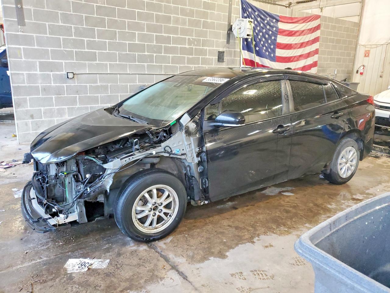 2021 TOYOTA PRIUS LE