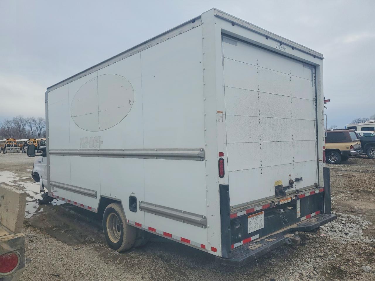 2017 FORD ECONOLINE E350 — снимка 2