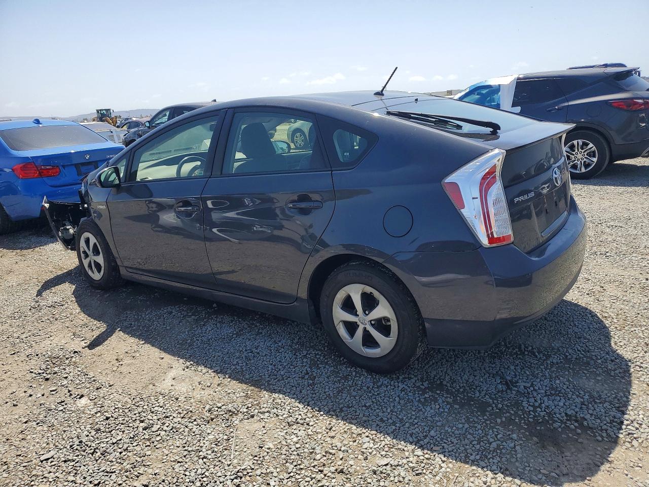 2015 TOYOTA PRIUS TWO — снимка 2