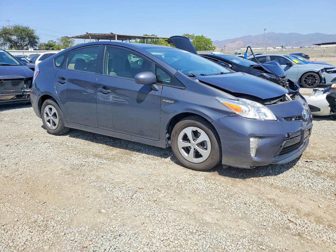 2015 TOYOTA PRIUS TWO — снимка 4