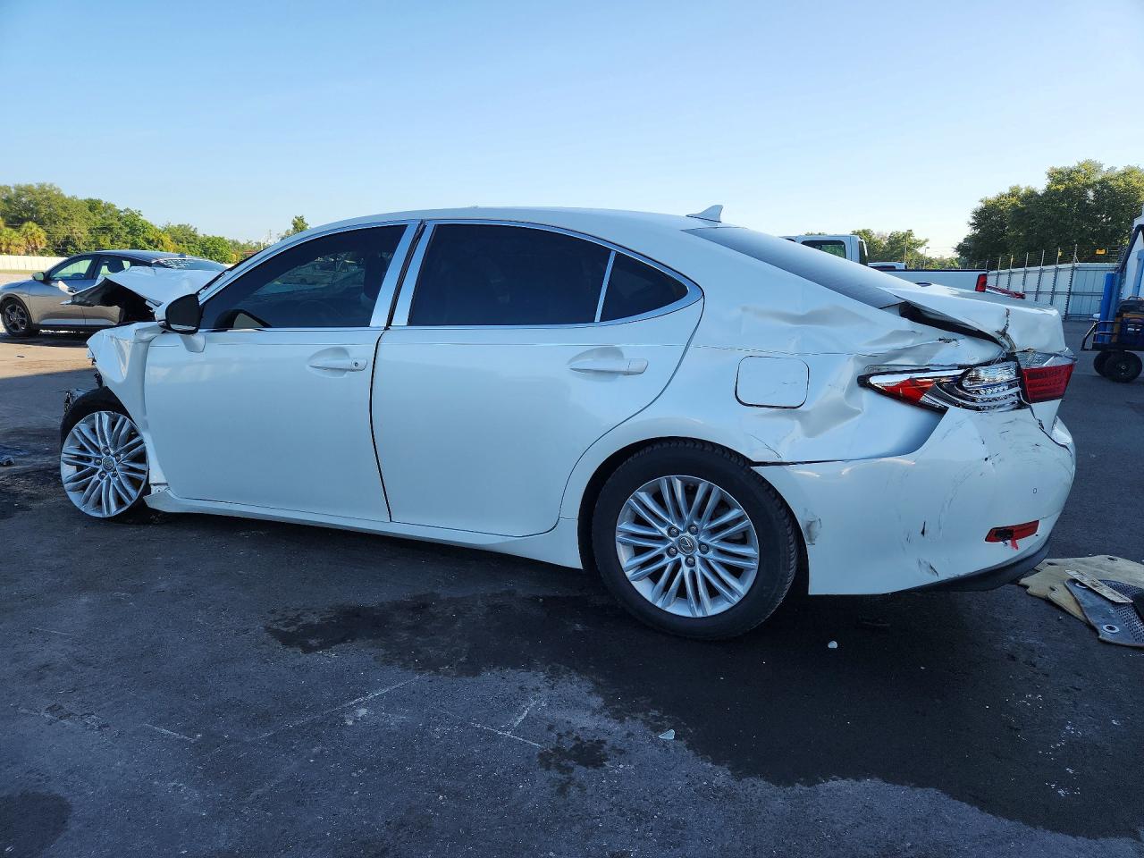 2013 LEXUS ES 350 — снимка 2