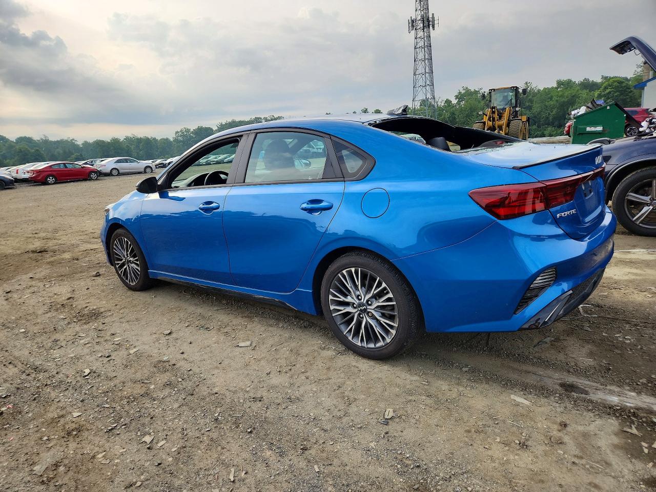 2022 KIA FORTE GT LINE — снимка 2
