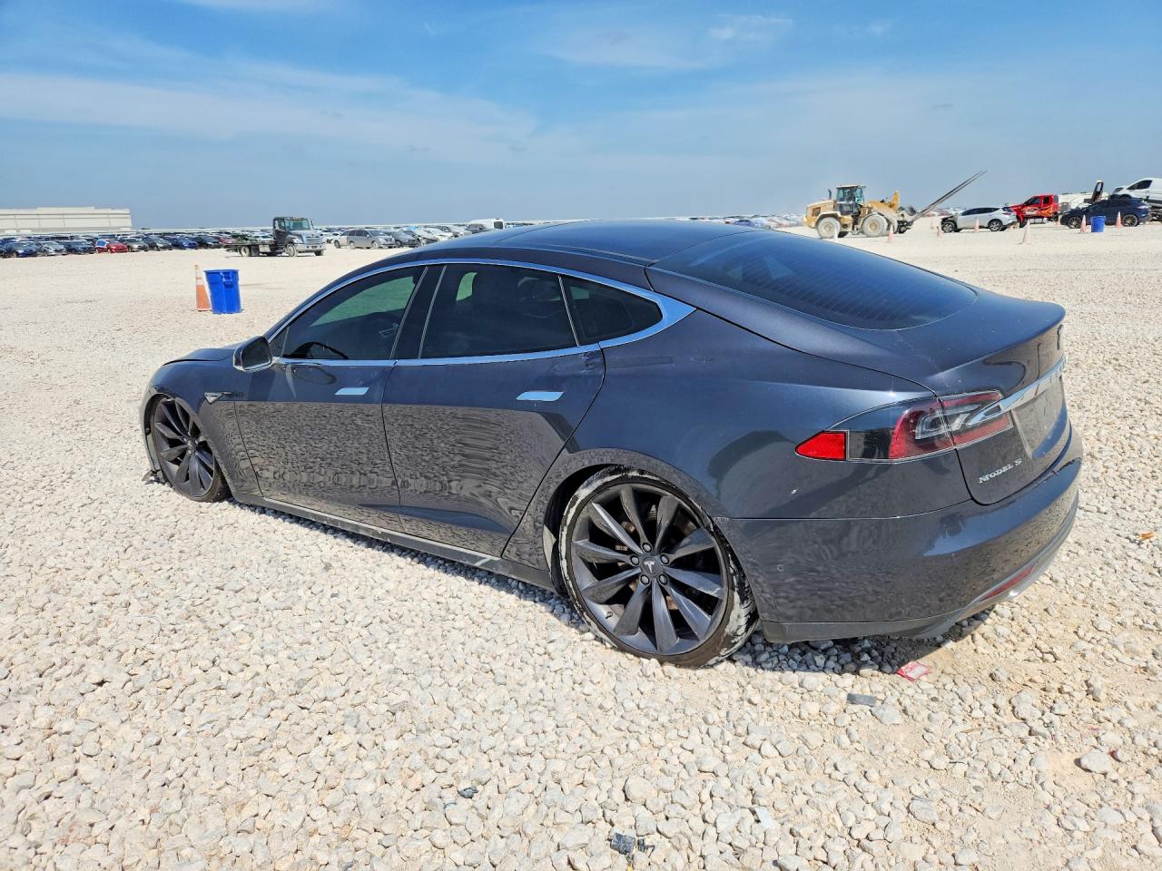 2015 TESLA MODEL S 85D — снимка 2