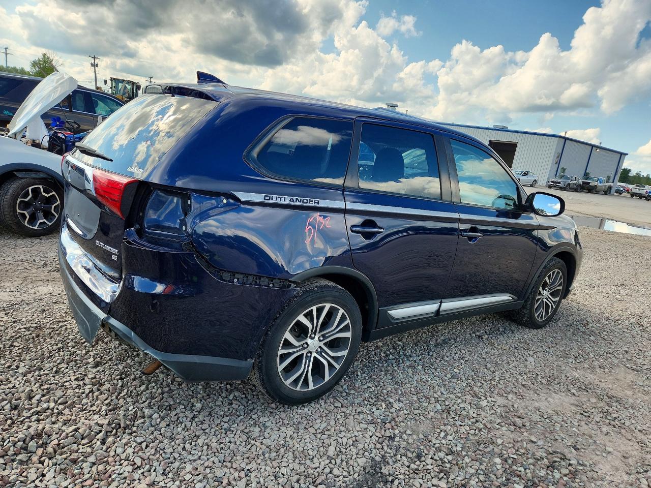 2018 MITSUBISHI OUTLANDER SE — снимка 3