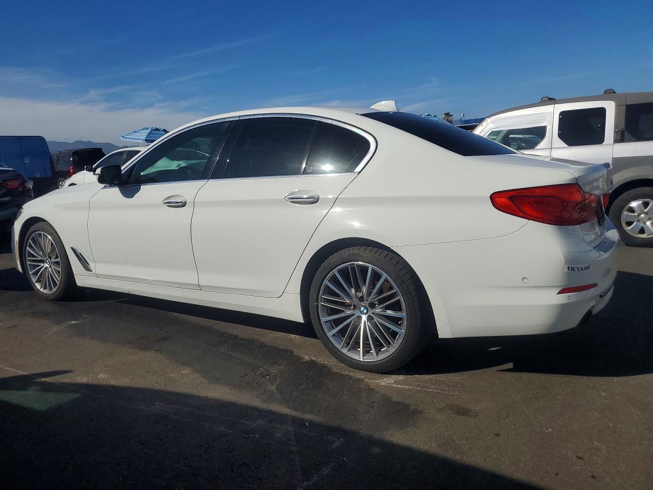 2017 BMW 530 I — снимка 2