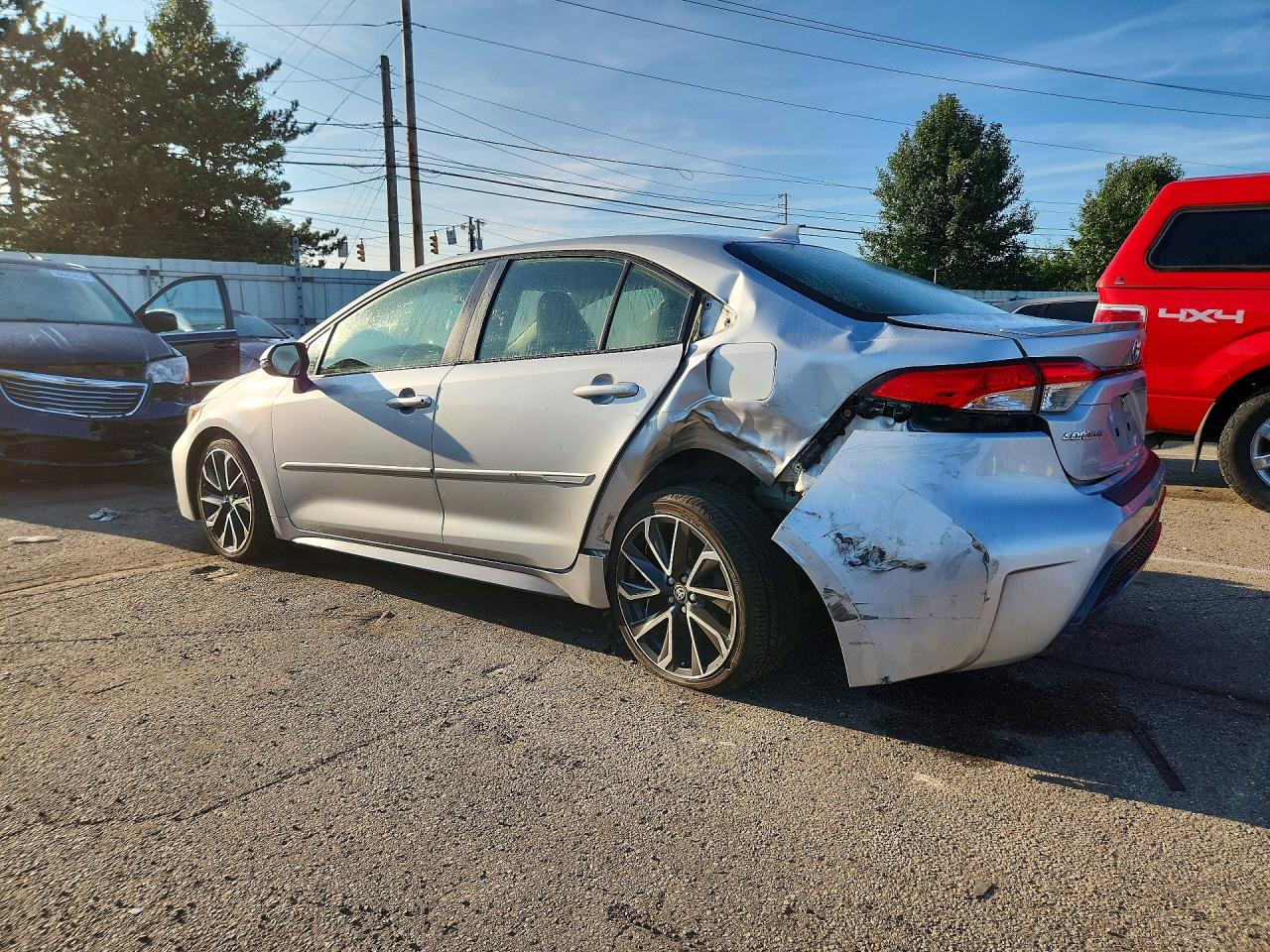 2020 TOYOTA COROLLA SE — снимка 2