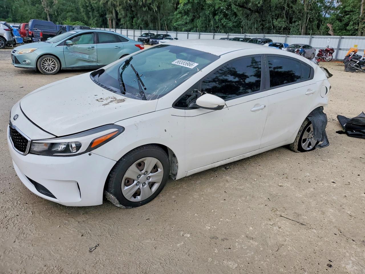 2017 KIA FORTE LX