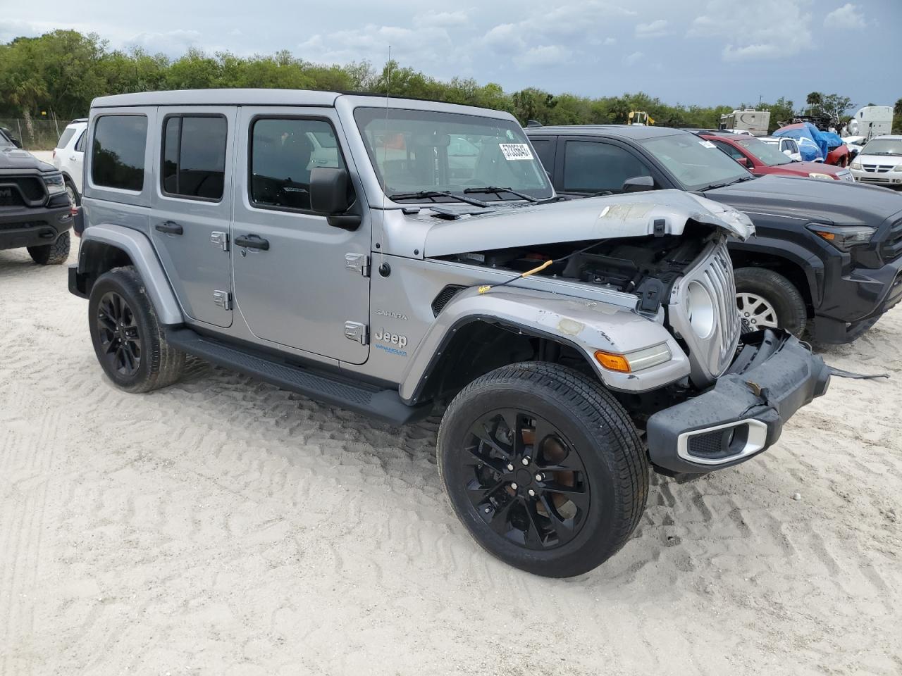 2021 JEEP WRANGLER UNLIMITED SAHARA 4XE — снимка 4