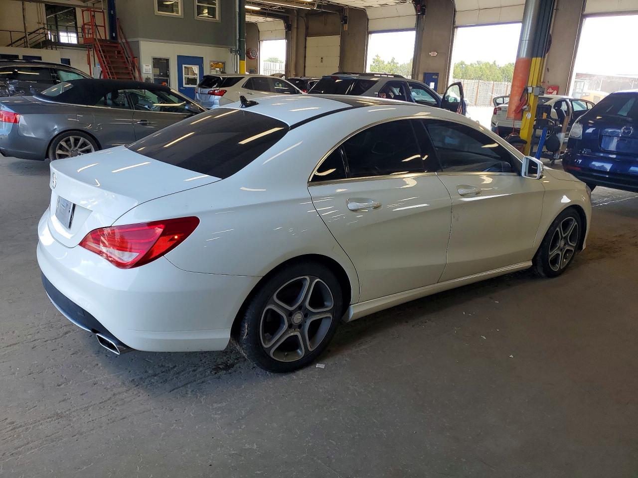 2014 MERCEDES-BENZ CLA 250 — снимка 3