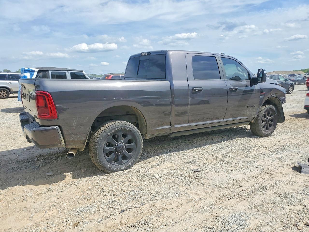 2025 RAM 2500 LARAMIE — снимка 3