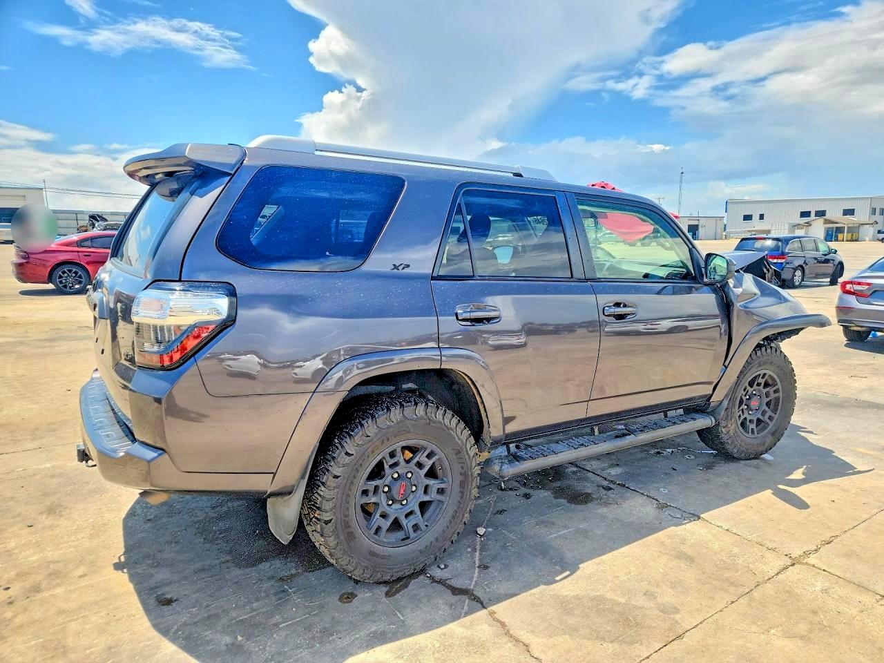 2018 TOYOTA 4RUNNER SR5 — снимка 3