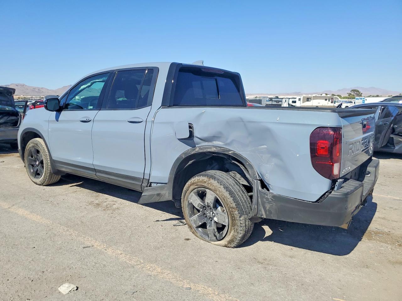 2024 HONDA RIDGELINE BLACK EDITION — снимка 2