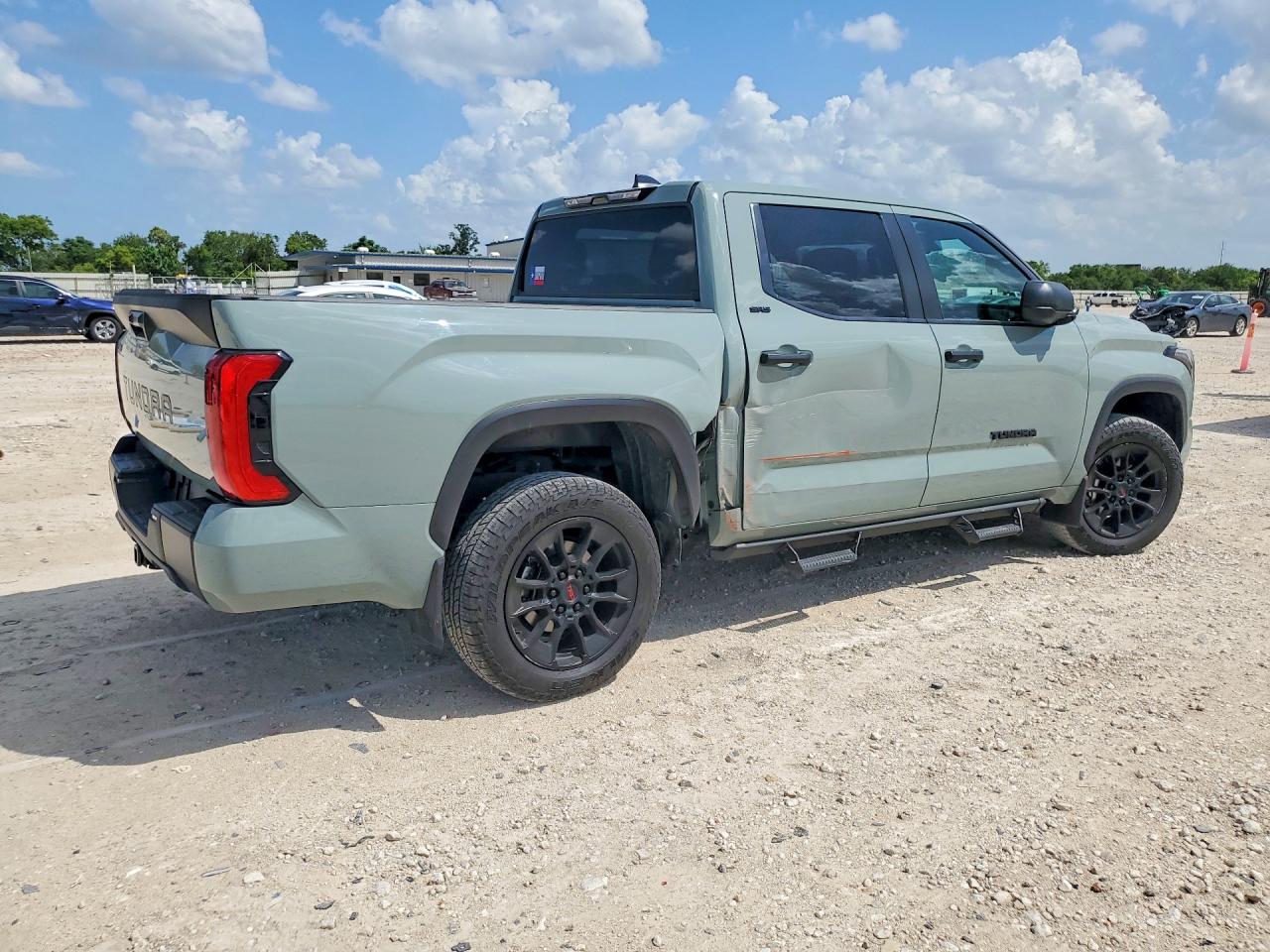 2025 TOYOTA TUNDRA SR5 — снимка 3